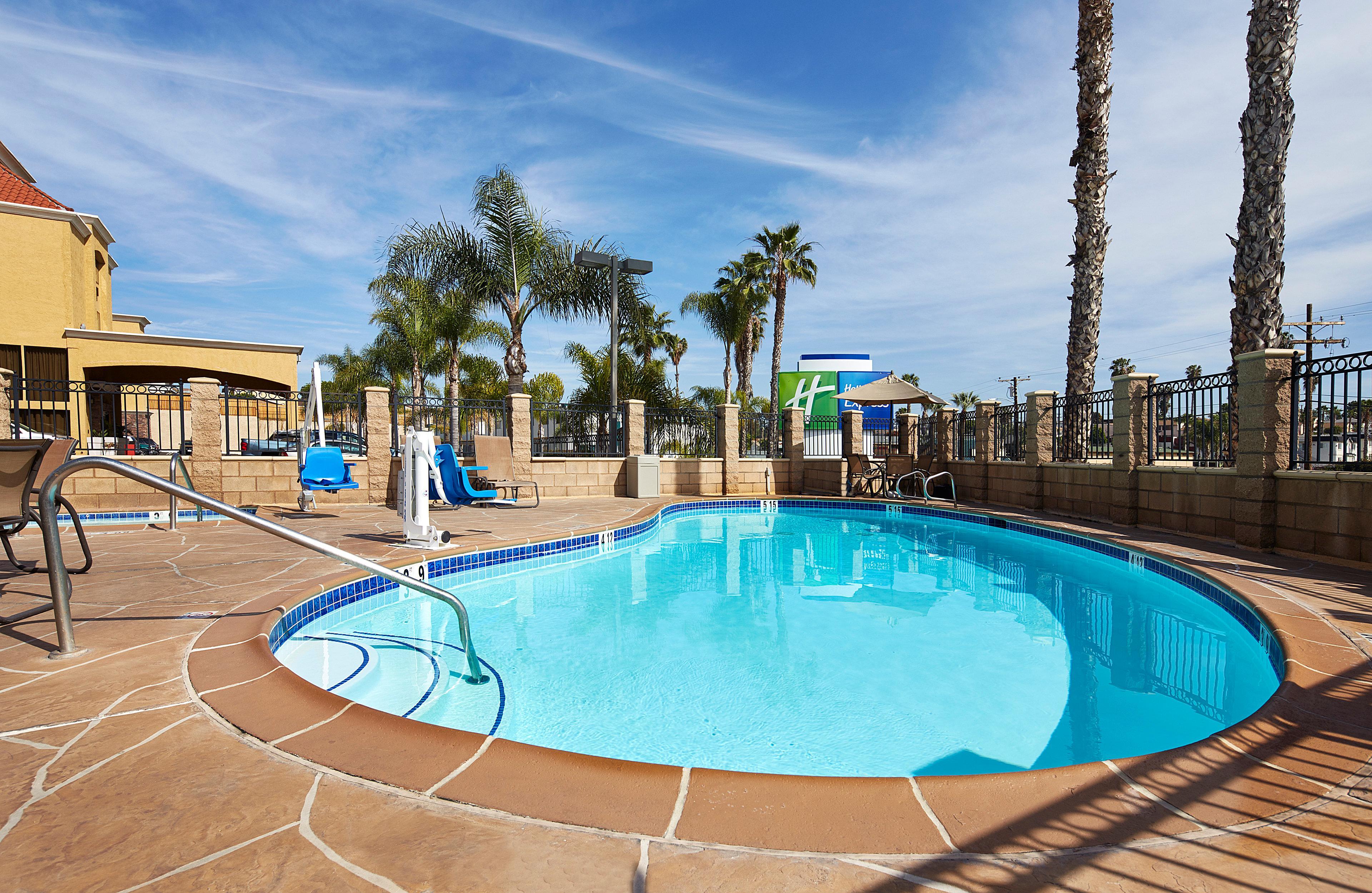 Holiday Inn Express San Diego South - National City By Ihg Extérieur photo