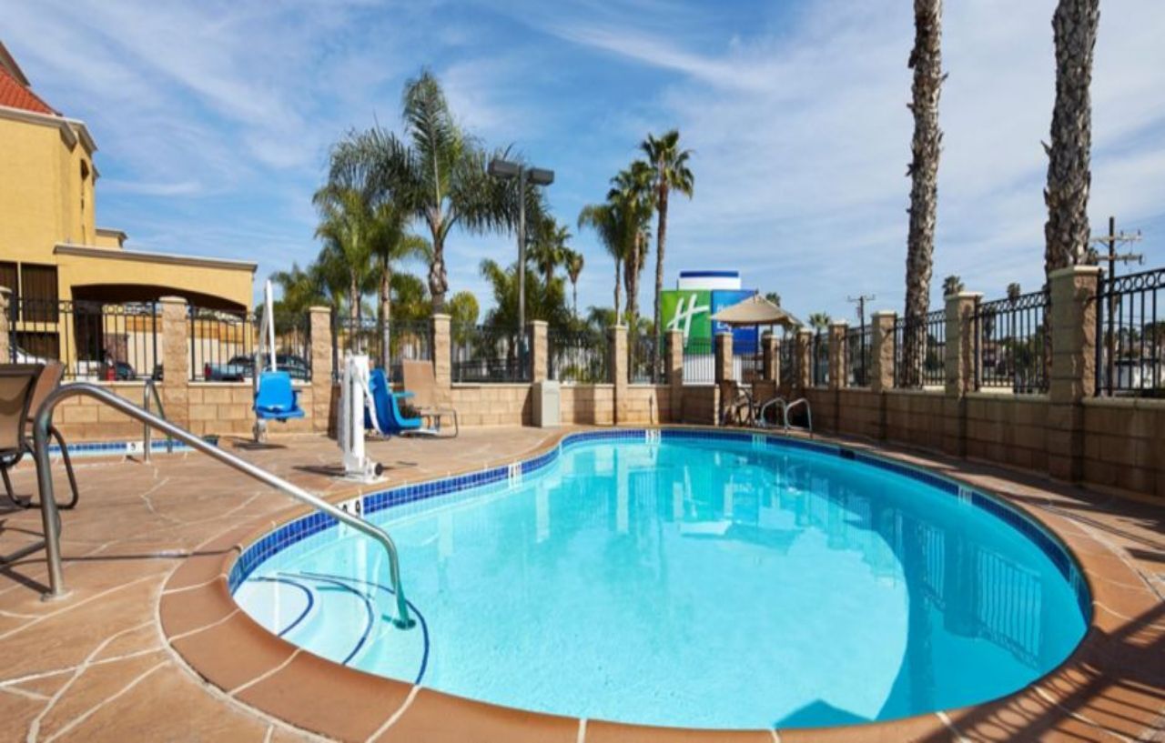 Holiday Inn Express San Diego South - National City By Ihg Extérieur photo